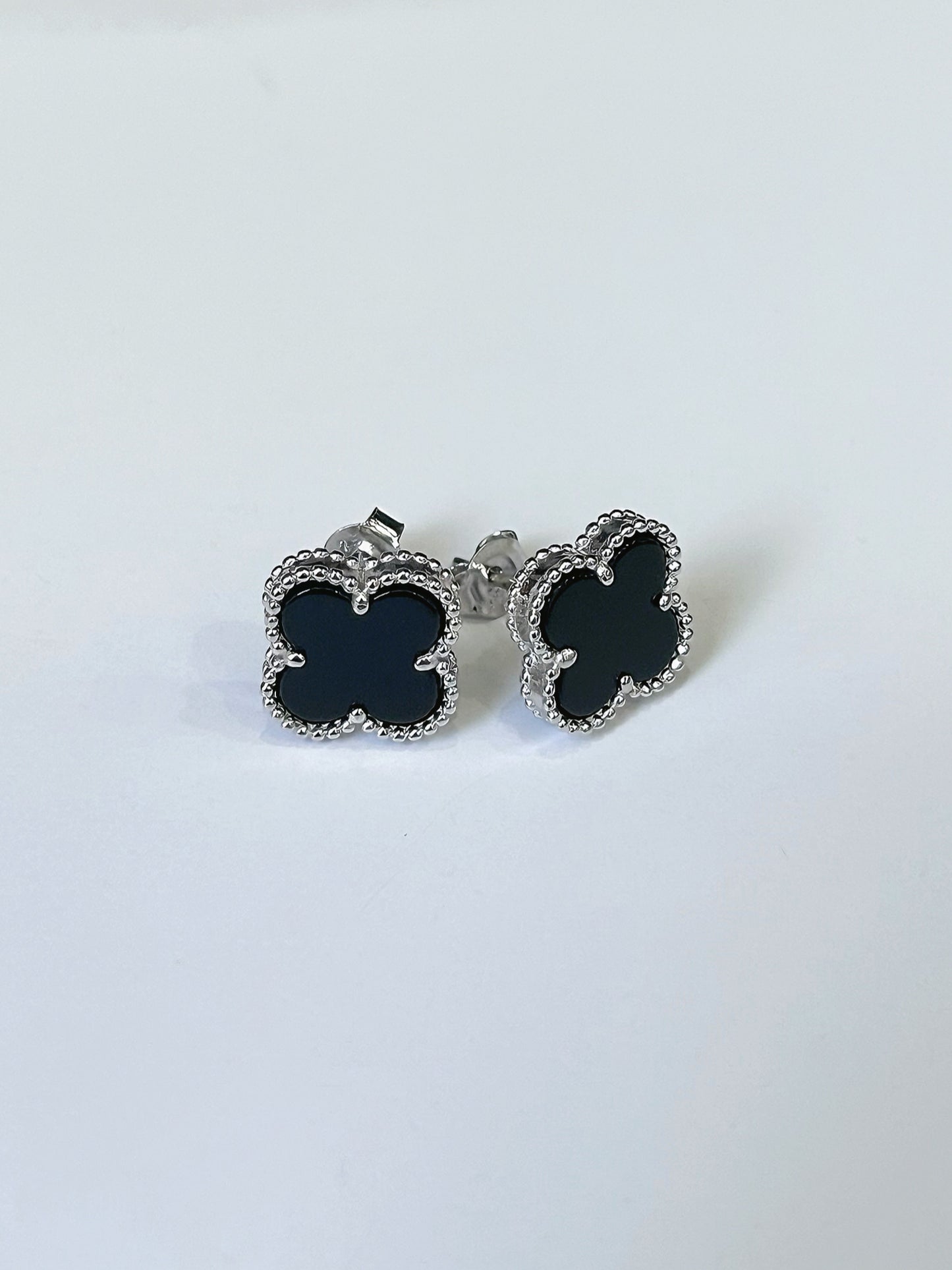 Lucky Clover Earrings Classic Style S925 Sterling Sliver Ear Studs Jewelry Earrings Anniversary Gift